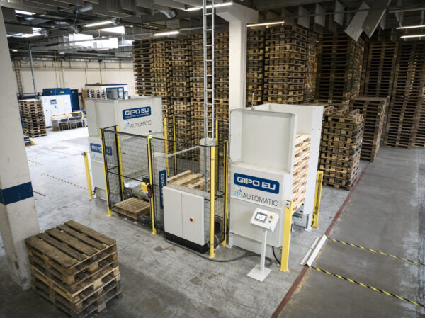 OPTIMUM 300 - Automatisk palle ind og udfletning